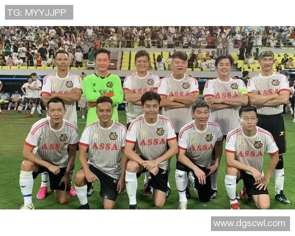 香港足球明星队的角色分配与战术安排分析